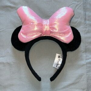Disney Parks Glowing Minnie Ears in Youth Size